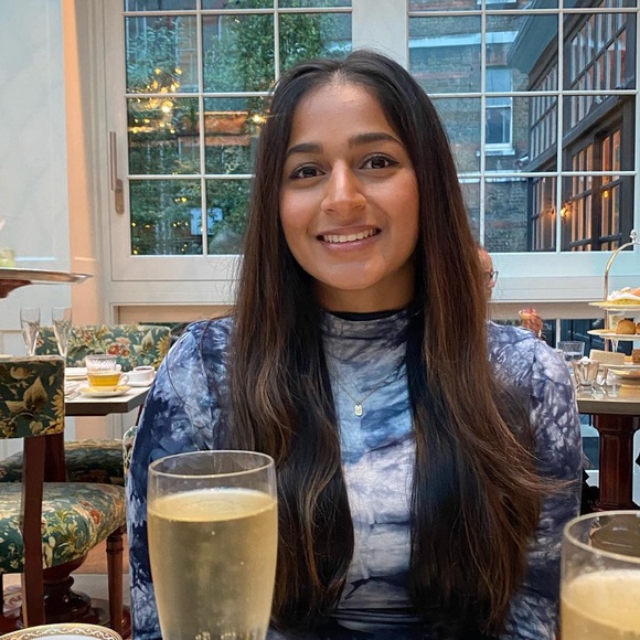 Meet your Posher, Nikila - Picture 1 of 1